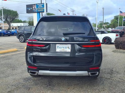 2025 BMW X7 xDrive40i
