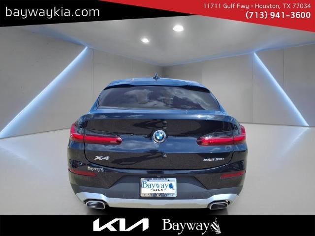 2025 BMW X4 xDrive30i