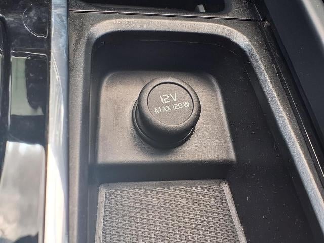 2024 Volvo S60 Plus Dark Theme