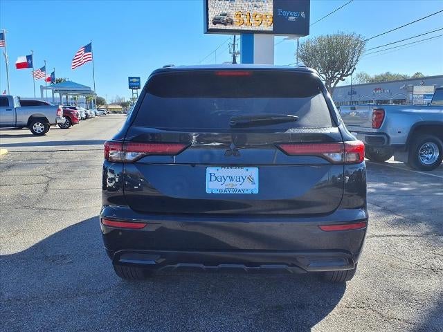 2022 Mitsubishi Outlander SEL