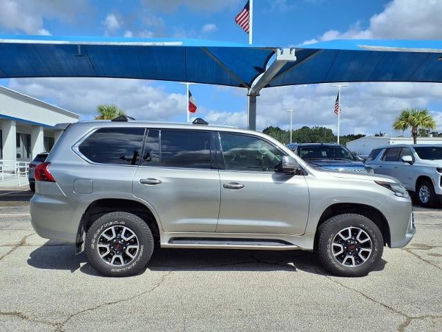 2016 Lexus LX 570 