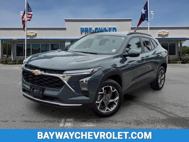 2025 Chevrolet Trax LT's photo