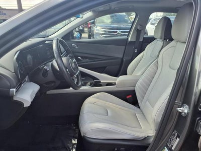 2024 Hyundai Elantra Limited