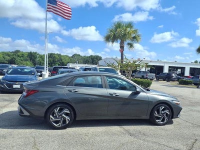 2024 Hyundai Elantra Limited