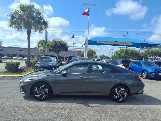 2024 Hyundai Elantra Limited