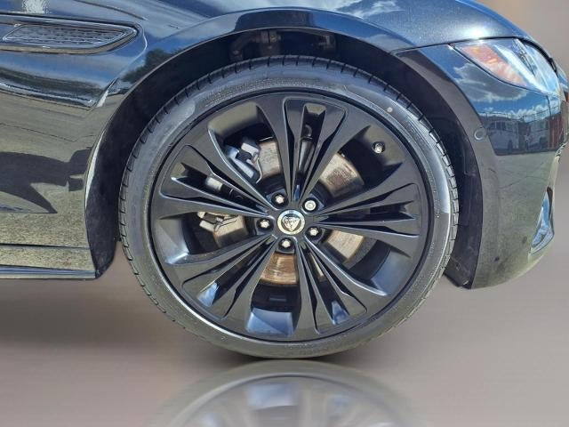 2024 Jaguar XF R-Dynamic SE