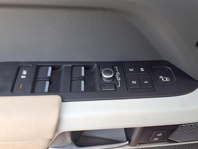 2021 Land Rover Defender 110 X-Dynamic SE