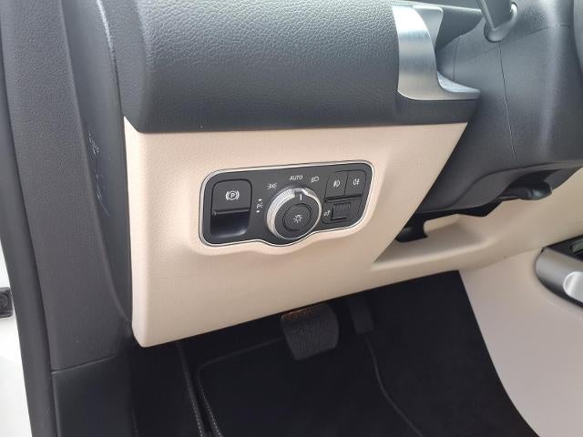 2023 Mercedes-Benz GLB 250 GLB 250