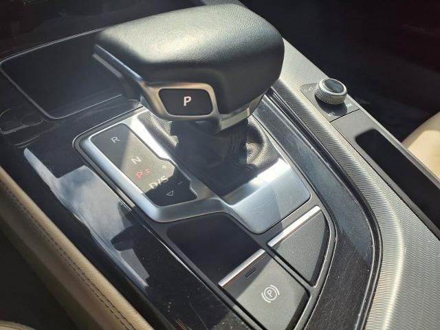 2024 Audi A4 Premium Plus 45 TFSI S line quattro S tronic
