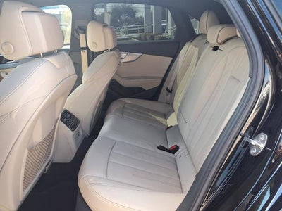 2024 Audi A4 Premium Plus 45 TFSI S line quattro S tronic