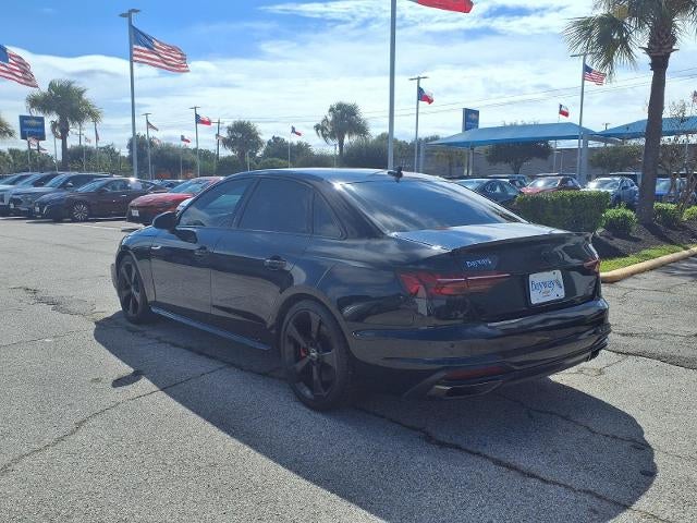 2024 Audi A4 Premium Plus 45 TFSI S line quattro S tronic