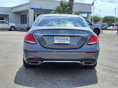 2019 Mercedes-Benz E 300 E 300