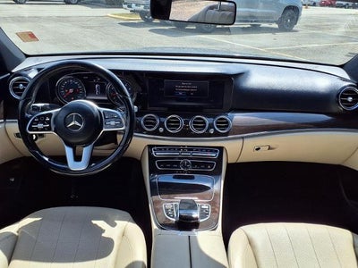 2019 Mercedes-Benz E 300 E 300